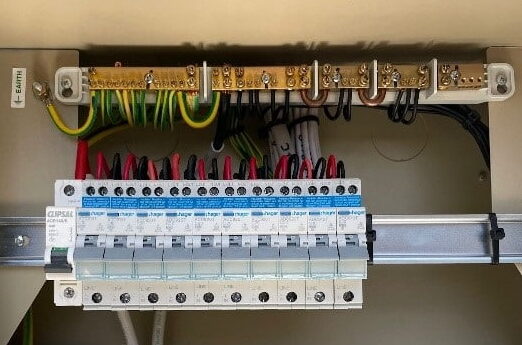 Electricity Safety Tips for Melbourne Parents and Kids